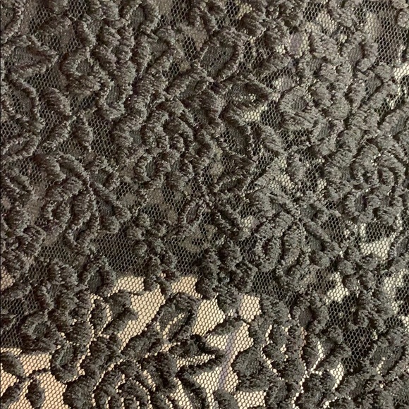 Black lace top Banana Republic - Picture 3 of 3